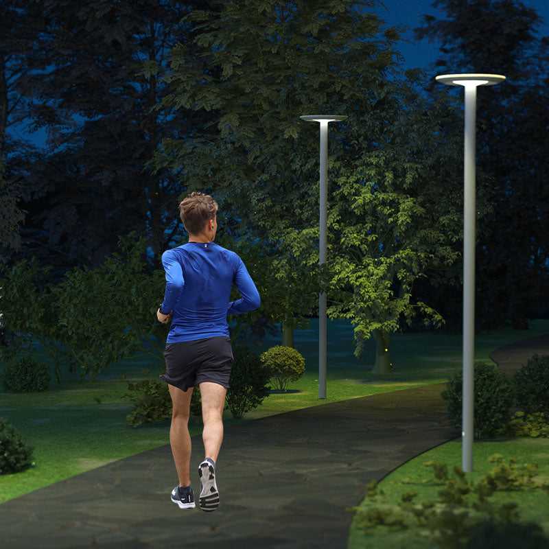 As you stroll along pleasant garden paths during your morning exercise, the system flexibly adjusts brightness and color temperature via a built-in temperature control module, providing a variety of comfortable lighting experiences for our daily lives.