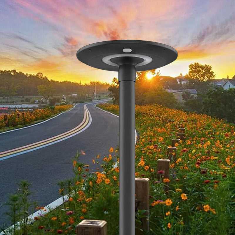 An original design—an all-in-one solar garden light—newly launched by Feilong Lighting in the second half of 2026.